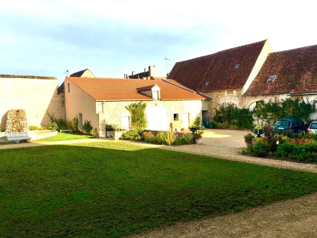 La Buffonnerie Acomodação com café da manhã Moutiers-Saint-Jean Exterior foto